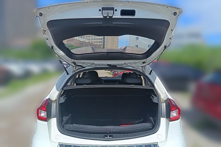 Used Geely Auto Vision X3 2017 1.5L Automatic Luxury Model Trunk
