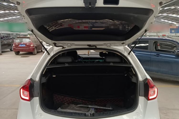 Used Geely Auto Vision X3 2017 1.5L Automatic Luxury Model Trunk