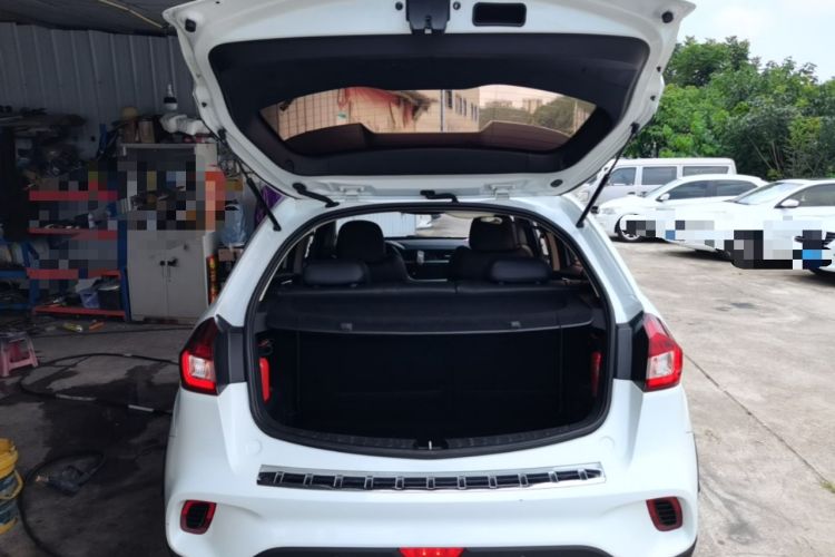 Used Geely Auto Vision X3 2017 1.5L Manual Elite Model Trunk