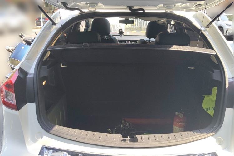 Used Geely Auto Vision X3 2017 1.5L Automatic Luxury Model Trunk