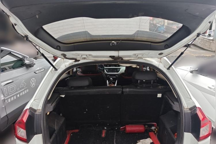 Used Geely Auto Vision X3 2017 1.5L Automatic Elite Model Trunk