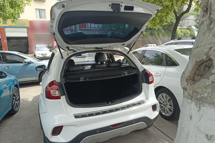 Used Geely Auto Vision X3 2017 1.5L Automatic Elite Model Trunk