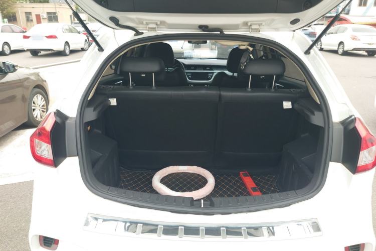 Used Geely Auto Vision X3 2017 1.5L Automatic Elite Model Trunk