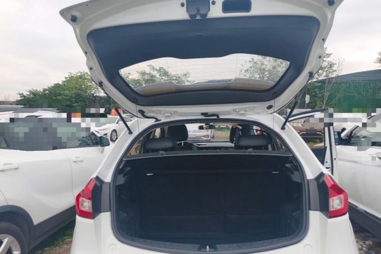 Used Geely Auto Vision X3 2017 1.5L Automatic Luxury Model Trunk