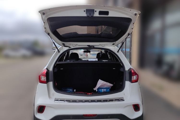Used Geely Auto Vision X3 2017 1.5L Manual Elite Model Trunk