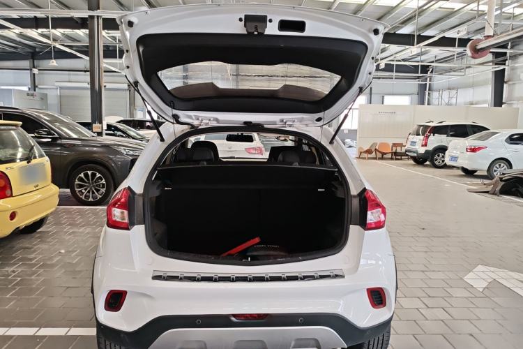 Used Geely Auto Vision X3 2017 1.5L Automatic Elite Model Trunk