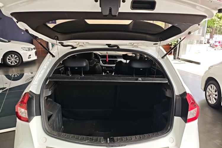 Used Geely Auto Vision X3 2017 1.5L Manual Luxury Model Trunk