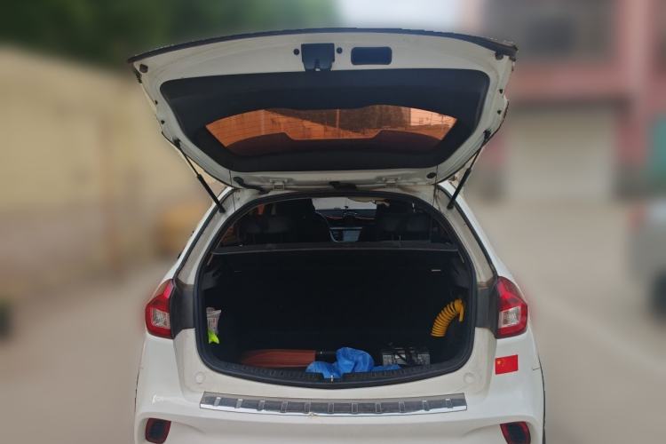 Used Geely Auto Vision X3 2017 1.5L Manual Luxury Model Trunk