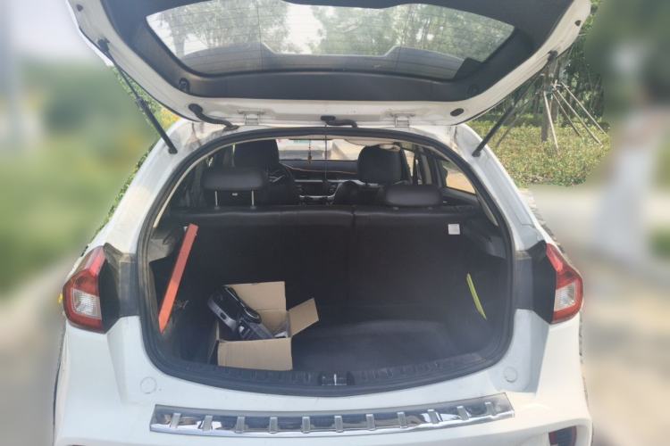 Used Geely Auto Vision X3 2017 1.5L Manual Elite Model Trunk