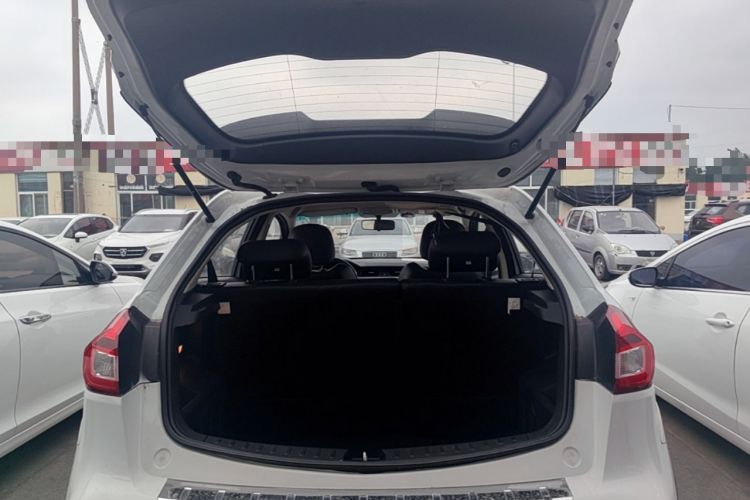 Used Geely Auto Vision X3 2017 1.5L Manual Elite Model Trunk