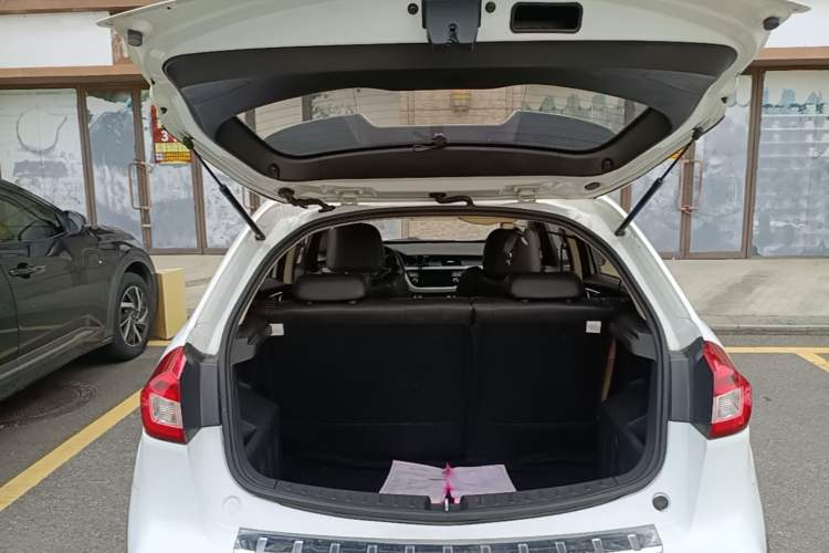 Used Geely Auto Vision X3 2017 1.5L Automatic Elite Model Trunk