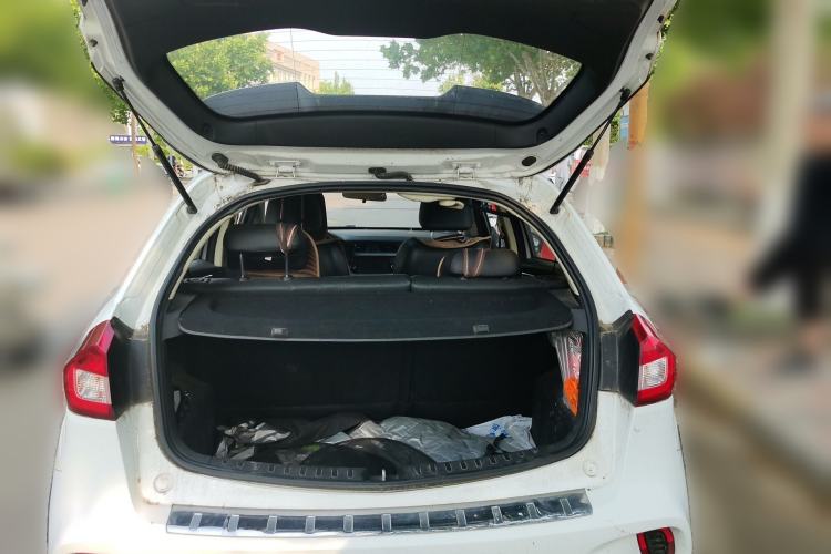 Used Geely Auto Vision X3 2017 1.5L Manual Luxury Model Trunk