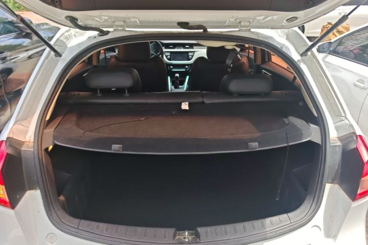 Used Geely Auto Vision X3 2017 1.5L Manual Elite Model Trunk