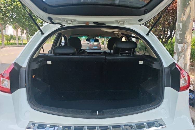 Used Geely Auto Vision X3 2017 1.5L Manual Elite Model Trunk