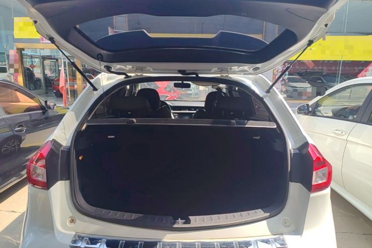 Used Geely Auto Vision X3 2017 1.5L Manual Elite Model Trunk
