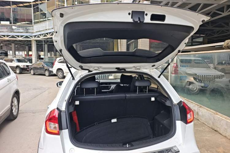Used Geely Auto Vision X3 2017 1.5L Automatic Luxury Model Trunk