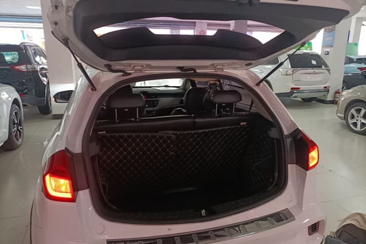 Used Geely Auto Vision X3 2017 1.5L Automatic Luxury Model Trunk