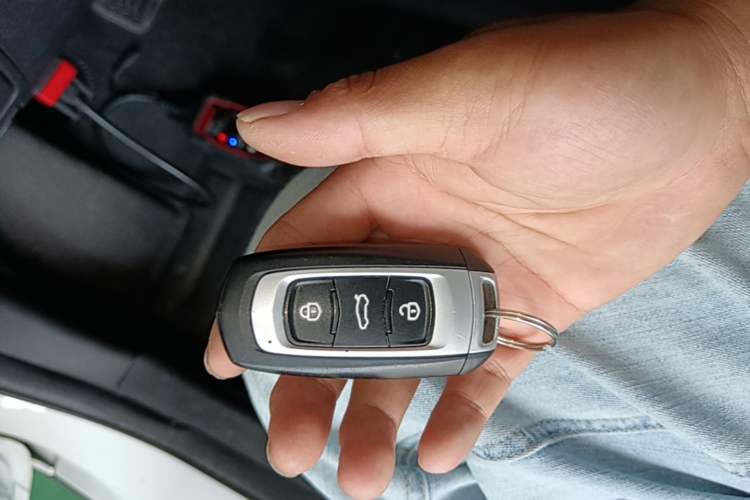 Used Geely Auto Vision X3 2017 1.5L Automatic Elite Model Vehicle Key