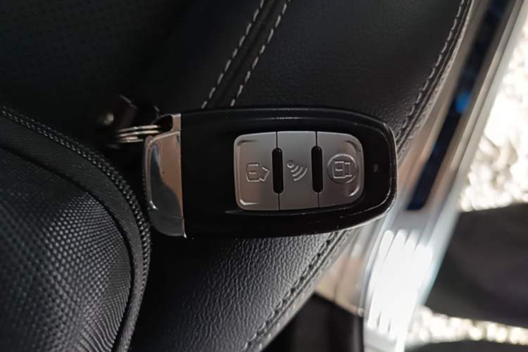 Used Geely Auto Vision X3 2017 1.5L Manual Luxury Model Vehicle Key