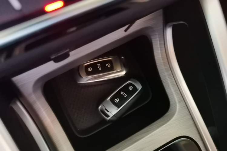 Used Geely Auto Vision X3 2017 1.5L Automatic Luxury Model Vehicle Key