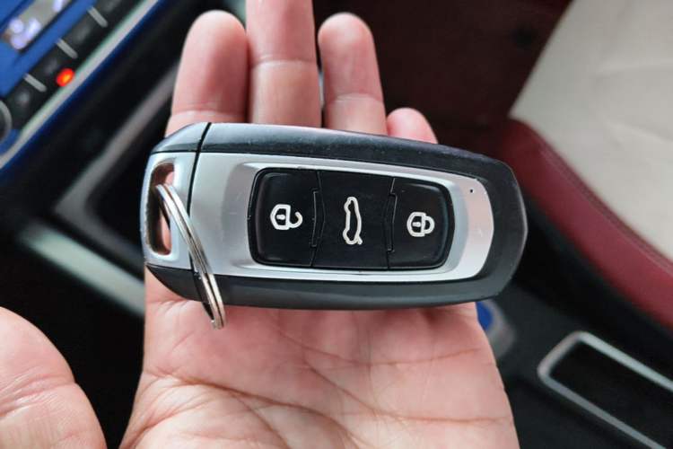 Used Geely Auto Vision X3 2017 1.5L Automatic Elite Model Vehicle Key