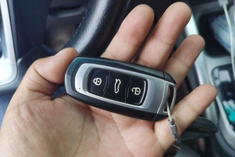 Used Geely Auto Vision X3 2017 1.5L Automatic Luxury Model Vehicle Key