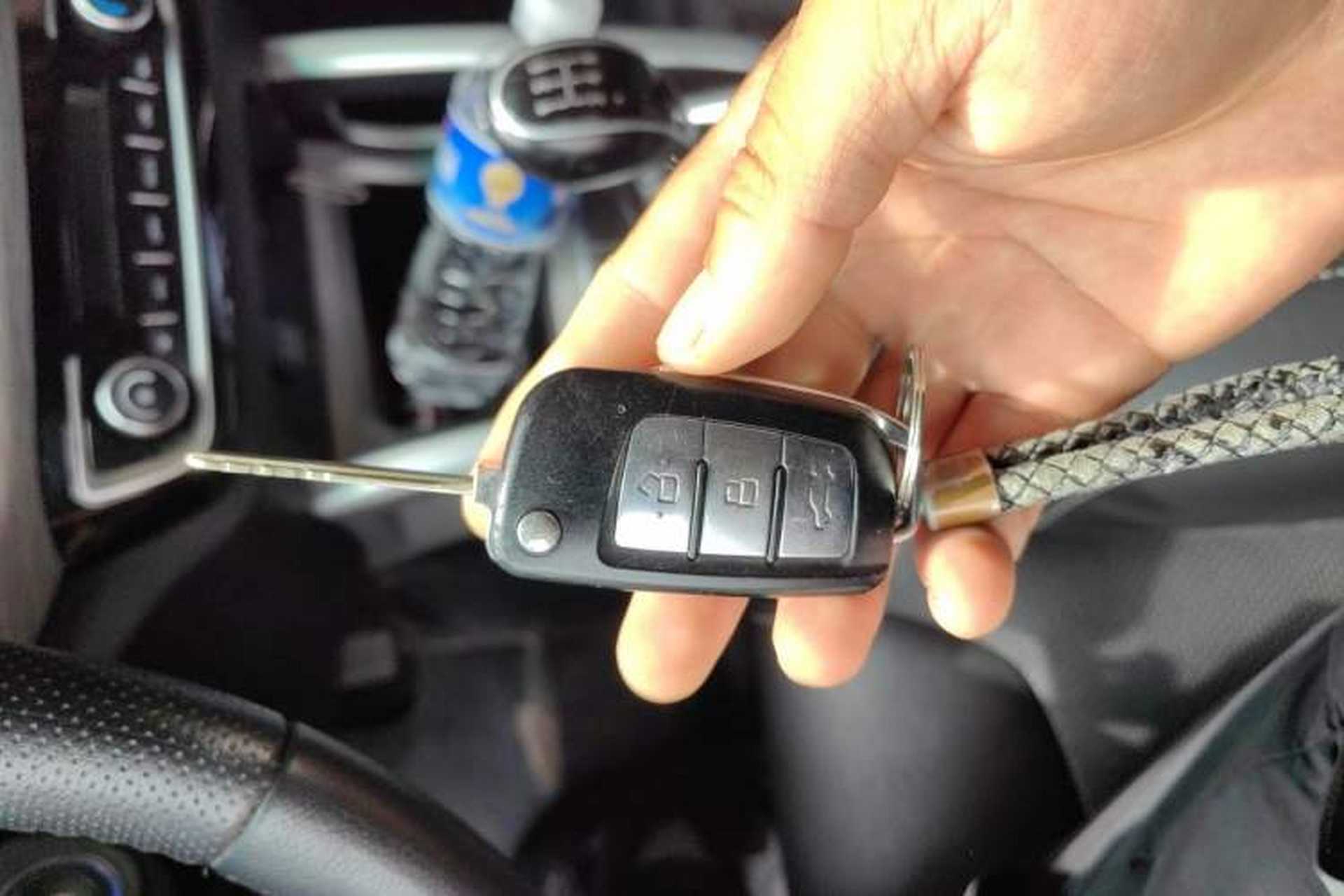 Used Geely Auto Vision X3 2017 1.5L Manual Elite Model Vehicle Key