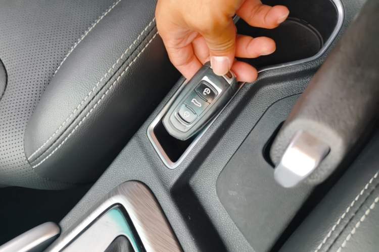 Used Geely Auto Vision X3 2017 1.5L Automatic Elite Model Vehicle Key