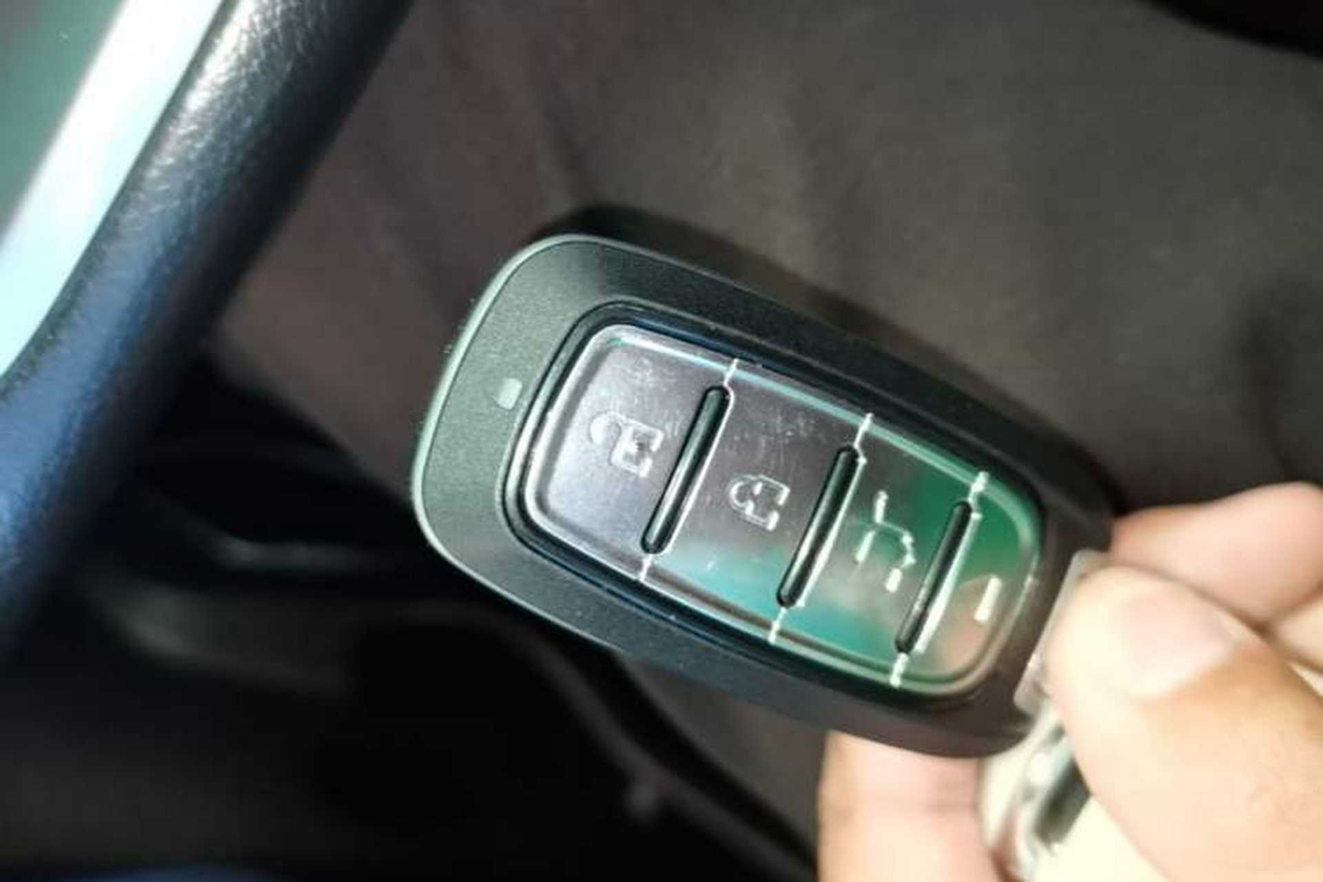 Used Geely Auto Vision X3 2017 1.5L Automatic Elite Model Vehicle Key