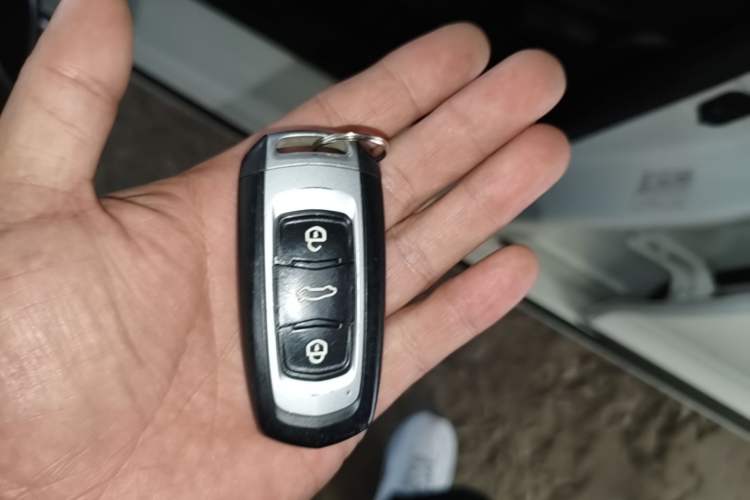 Used Geely Auto Vision X3 2017 1.5L Automatic Luxury Model Vehicle Key