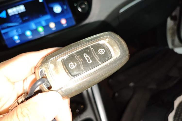 Used Geely Auto Vision X3 2017 1.5L Automatic Luxury Model Vehicle Key
