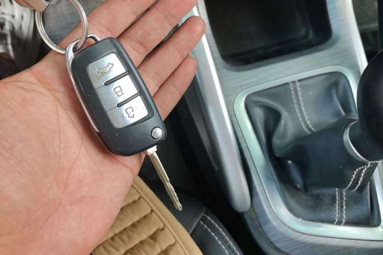 Used Geely Auto Vision X3 2017 1.5L Manual Luxury Model Vehicle Key