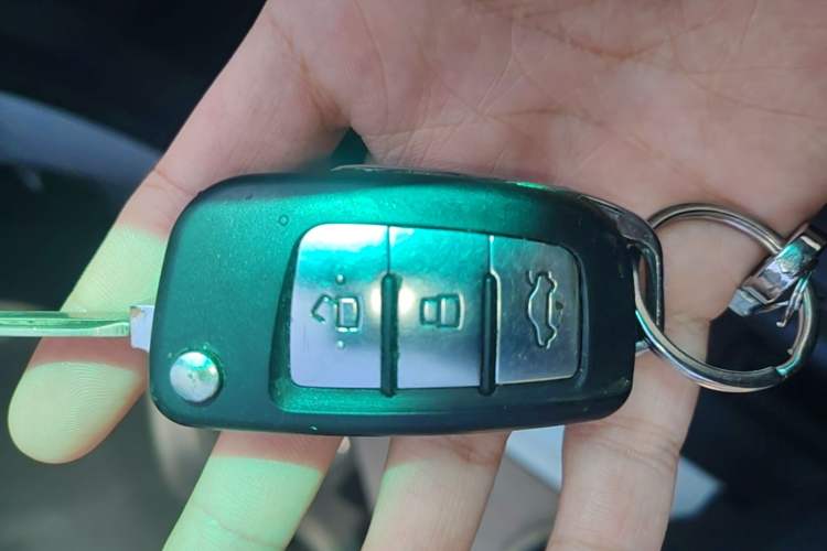 Used Geely Auto Vision X3 2017 1.5L Manual Elite Model Vehicle Key
