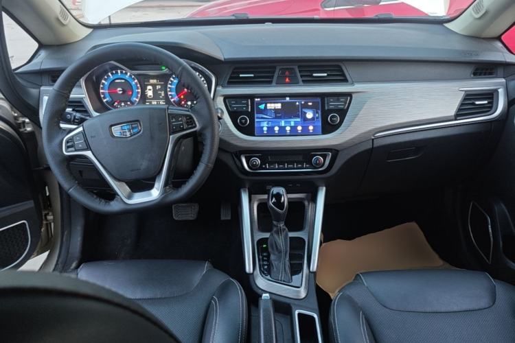 Used Geely Auto Vision X3 2017 1.5L Automatic Luxury Model Center Console