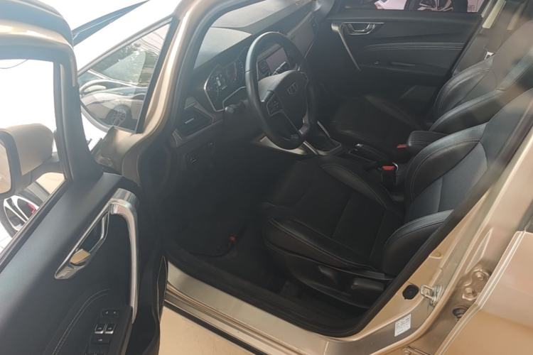 Used Geely Auto Vision X3 2017 1.5L Automatic Luxury Model Driver Seat