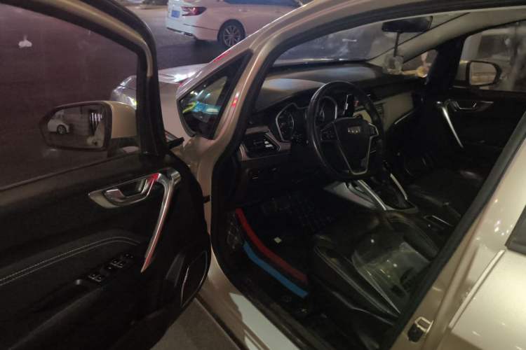 Used Geely Auto Vision X3 2017 1.5L Automatic Elite Model Driver Seat