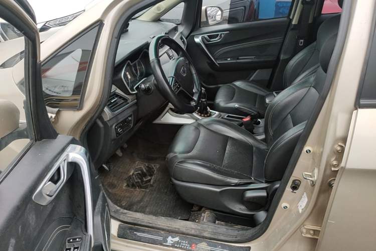 Used Geely Auto Vision X3 2017 1.5L Manual Elite Model Driver Seat