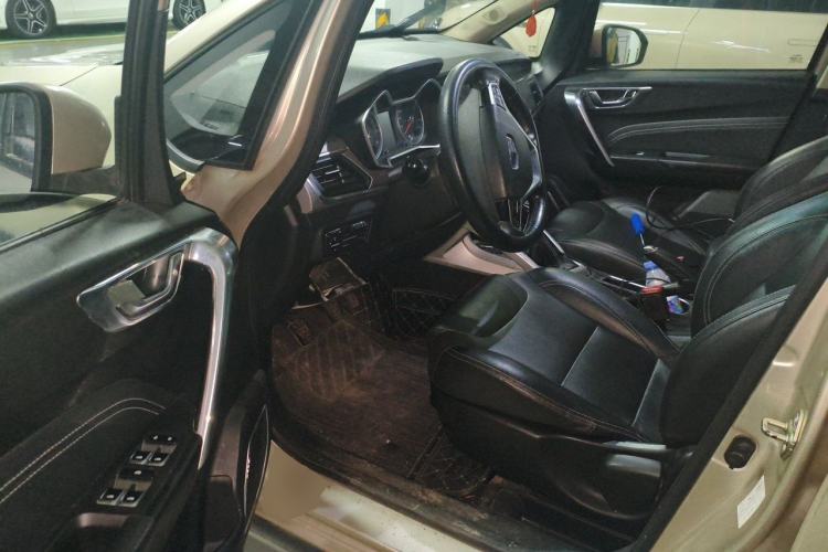 Used Geely Auto Vision X3 2017 1.5L Manual Elite Model Driver Seat