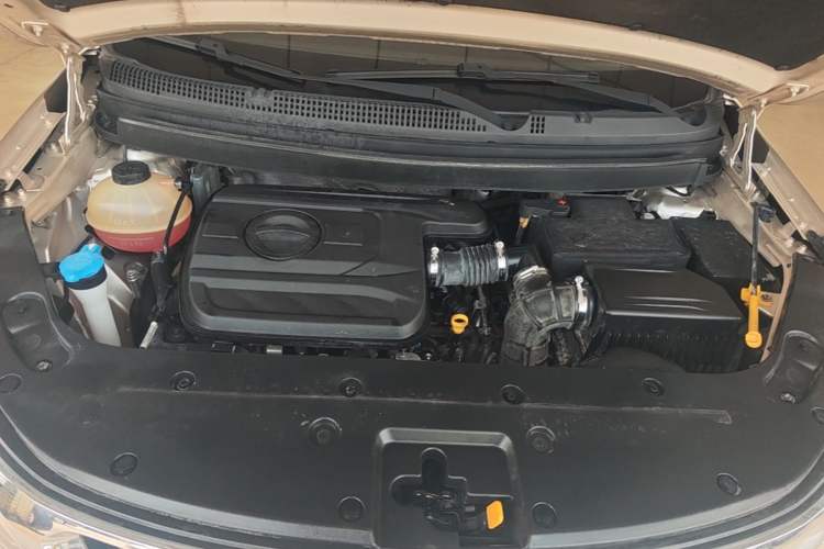 Used Geely Auto Vision X3 2017 1.5L Automatic Luxury Model Engine Bay