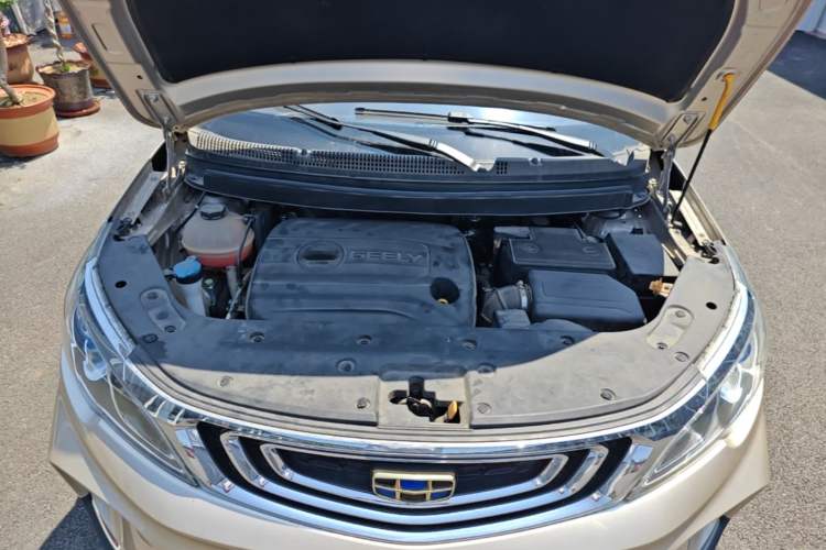 Used Geely Auto Vision X3 2017 1.5L Manual Luxury Model Engine Bay