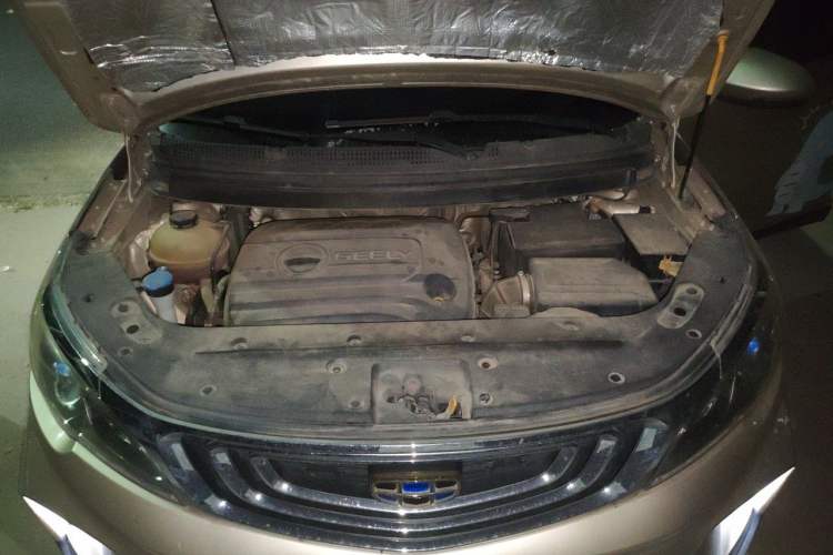 Used Geely Auto Vision X3 2017 1.5L Manual Luxury Model Engine Bay