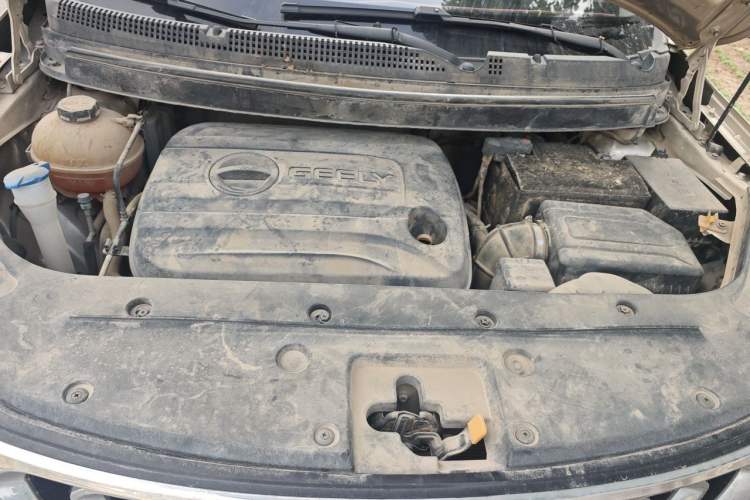 Used Geely Auto Vision X3 2017 1.5L Manual Luxury Model Engine Bay