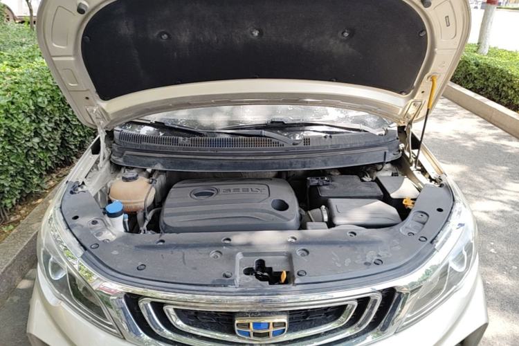 Used Geely Auto Vision X3 2017 1.5L Manual Luxury Model Engine Bay