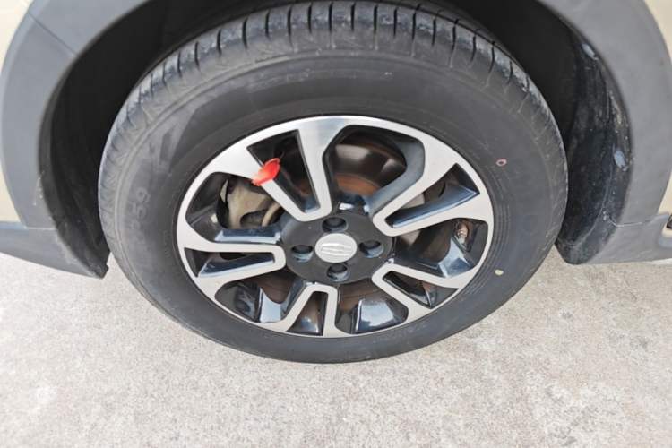 Used Geely Auto Vision X3 2017 1.5L Automatic Elite Model Exterior 4