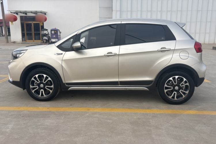 Used Geely Auto Vision X3 2017 1.5L Automatic Elite Model Exterior 6