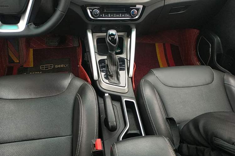 Used Geely Auto Vision X3 2017 1.5L Automatic Luxury Model Gear Lever