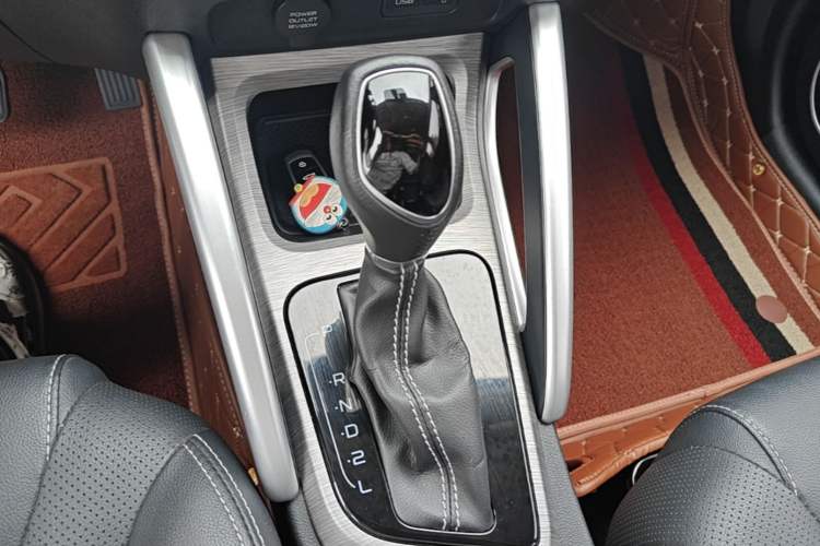 Used Geely Auto Vision X3 2017 1.5L Automatic Luxury Model Gear Lever