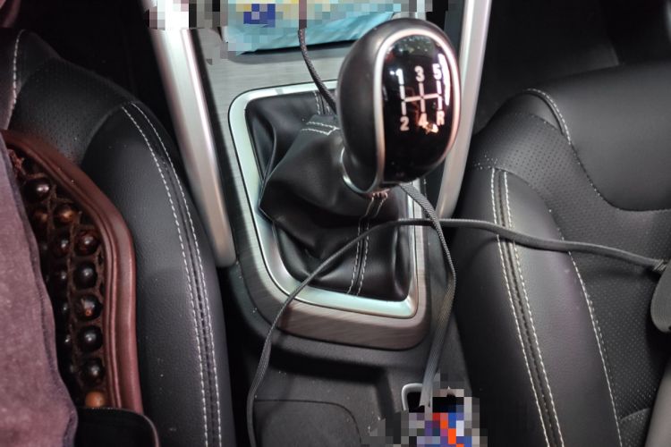 Used Geely Auto Vision X3 2017 1.5L Manual Elite Model Gear Lever