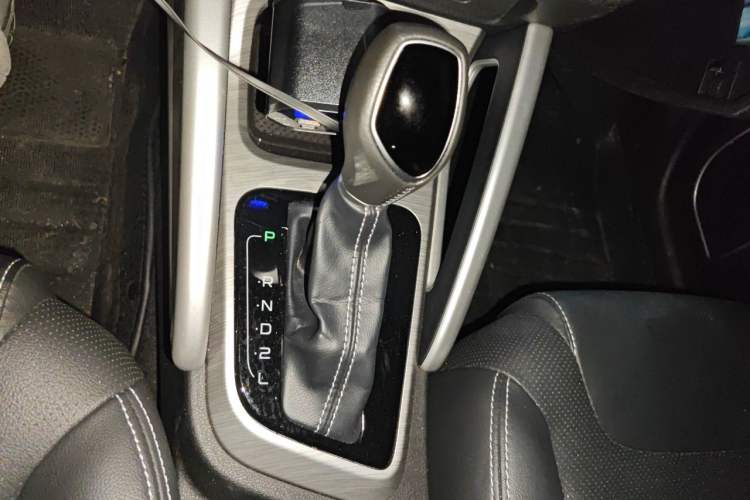 Used Geely Auto Vision X3 2017 1.5L Automatic Luxury Model Gear Lever