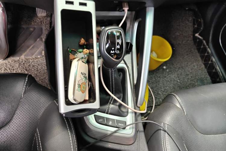 Used Geely Auto Vision X3 2017 1.5L Automatic Luxury Model Gear Lever